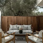 Gioarde Luxury With Private Pool & Sea Views, By Zantewize