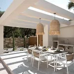 Gioarde Luxury With Private Pool & Sea Views, By Zantewize Akrotiri (Zakynthos)