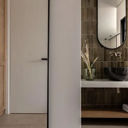 Gioarde Luxury With Private Pool & Sea Views, By Zantewize * Akrotiri