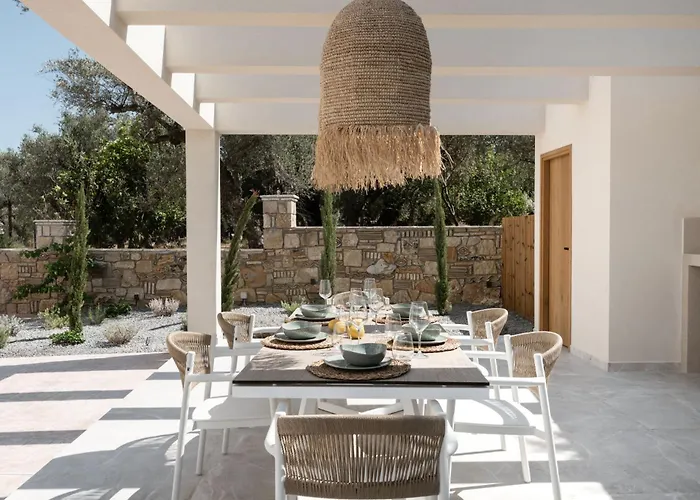 Gioarde Luxury With Private Pool & Sea Views, By Zantewize ヴィラ Akrotiri