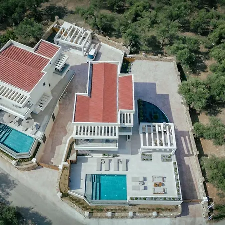 Gioarde Luxury With Private Pool & Sea Views, By Zantewize