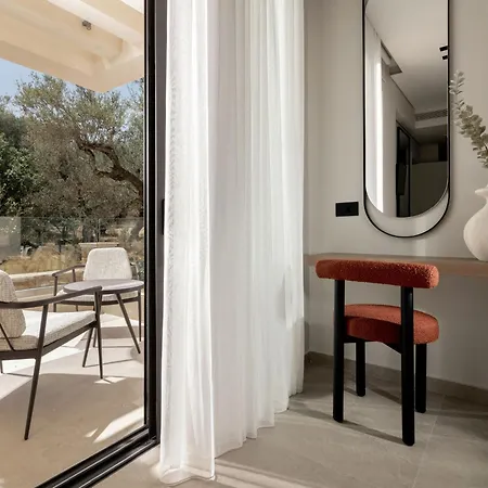 Villa Gioarde Luxury With Private Pool & Sea Views, By Zantewize Akrotiri (Zakynthos)