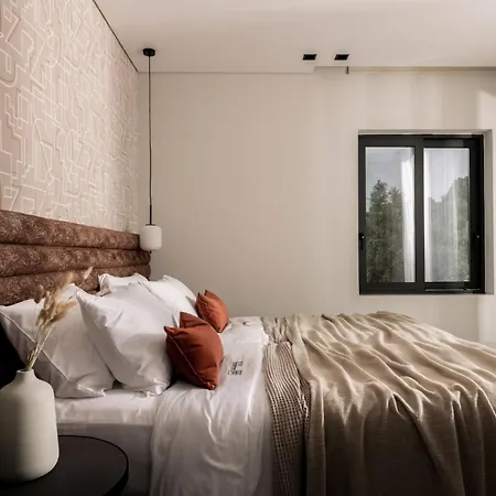 Gioarde Luxury With Private Pool & Sea Views, By Zantewize