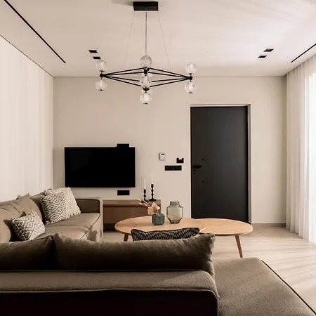 Gioarde Luxury With Private Pool & Sea Views, By Zantewize Villa