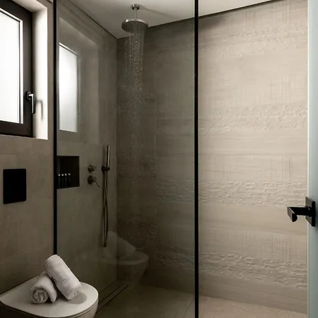 Gioarde Luxury With Private Pool & Sea Views, By Zantewize Akrotiri (Zakynthos)