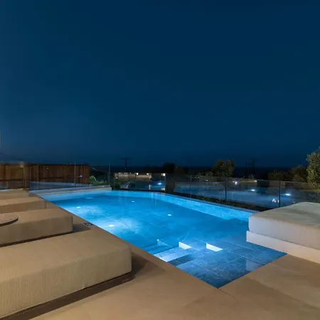 Gioarde Luxury With Private Pool & Sea Views, By Zantewize Villa