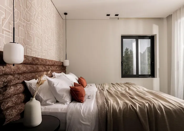 Gioarde Luxury With Private Pool & Sea Views, By Zantewize
