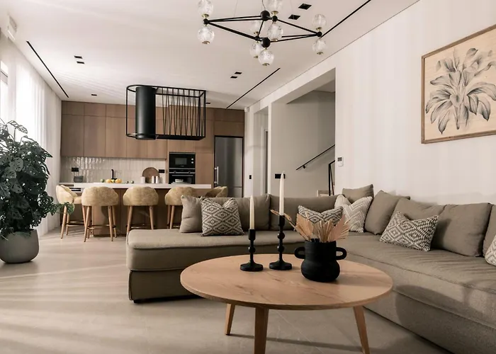 Gioarde Luxury With Private Pool & Sea Views, By Zantewize 别墅