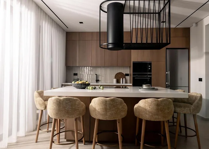 Gioarde Luxury With Private Pool & Sea Views, By Zantewize 别墅 *