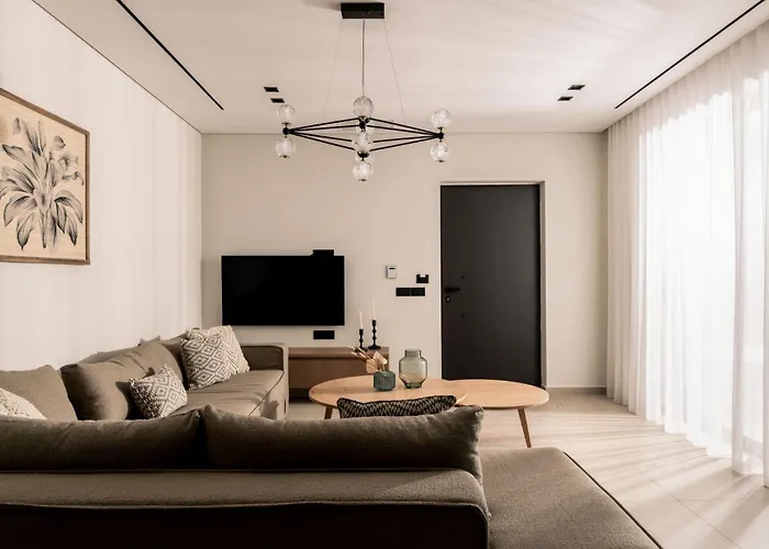 Gioarde Luxury With Private Pool & Sea Views, By Zantewize 别墅