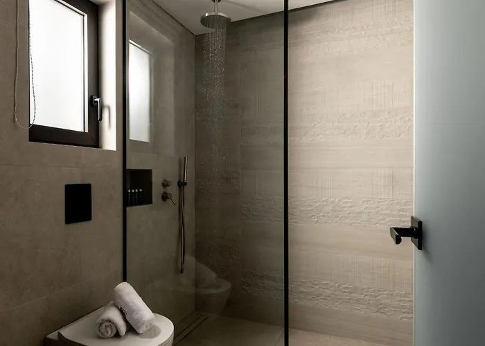 Gioarde Luxury With Private Pool & Sea Views, By Zantewize Akrotiri (Zakynthos)