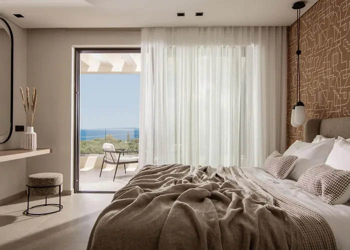Gioarde Luxury With Private Pool & Sea Views, By Zantewize Villa *
